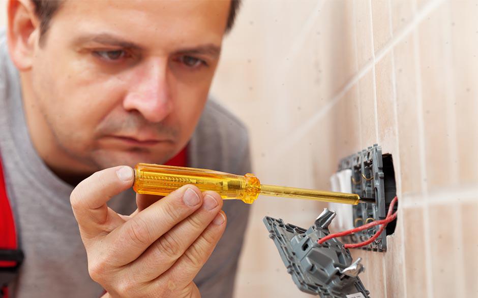  électricien urgence Issou